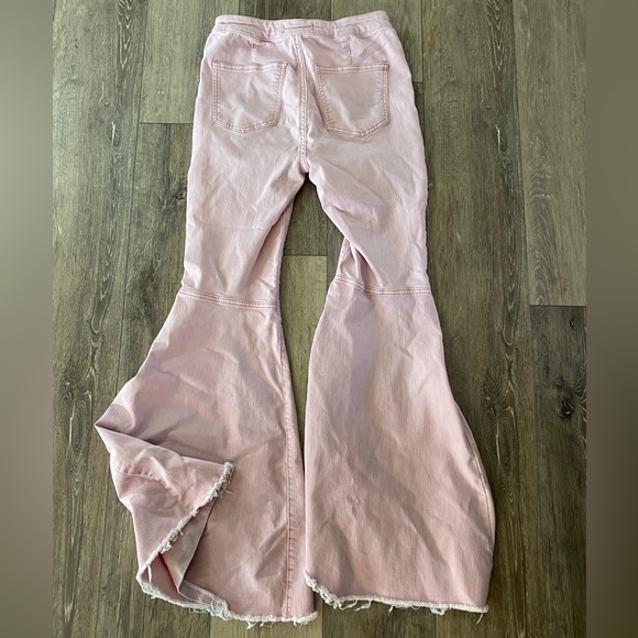FREE PEOPLE Just Float On Flare Jeans / Pasadena Pink - Picture 3 of 4